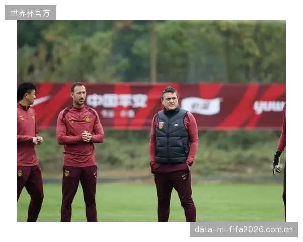 热身赛表现出现波动,伊朗队在面对不同风格对手时适应性存疑。 热身赛表现出现波动,伊朗队在面对不同风格对手时适应性存疑。